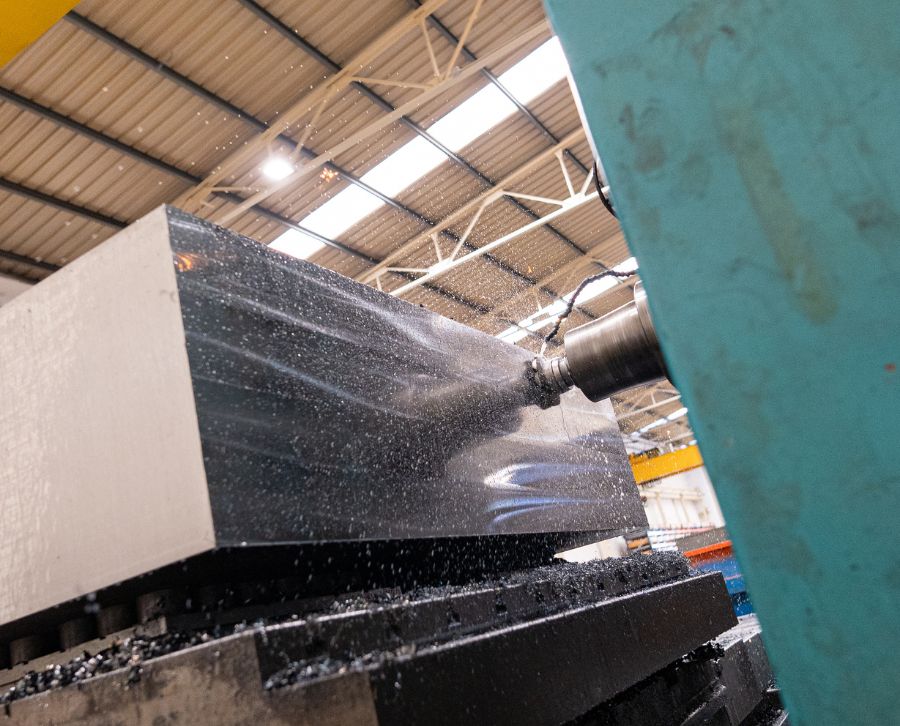 1.2767，也被稱為X45NiCrMo4或